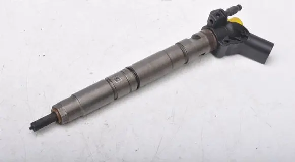 Audi A8 S8 D4 4H Fuel injector 057130277AM