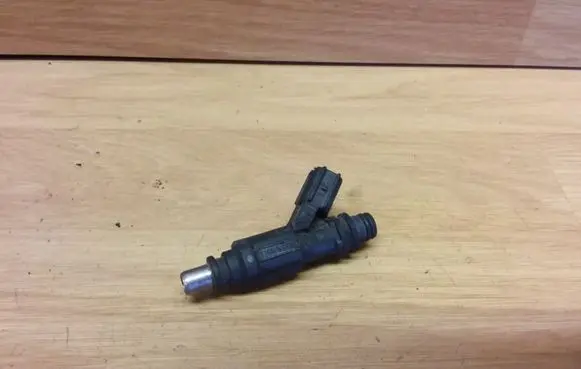Toyota Corolla E120 E130 Fuel injector 0280156019