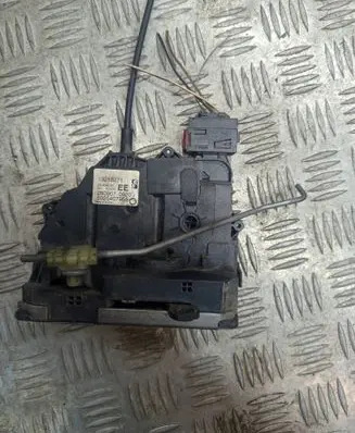 Opel Corsa D Front door lock 13258271 0325407955