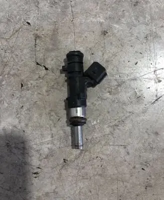 Maserati GranTurismo Fuel injector 0280158124