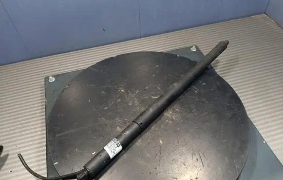 Tesla Model S Tailgate/trunk/boot tension spring 