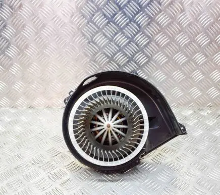 Audi A1 Heater fan/blower 6R2819015