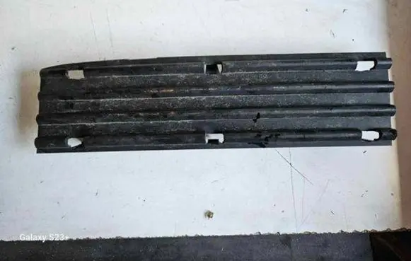 Citroen Berlingo Front bumper lower grill 9685376580 PO017439