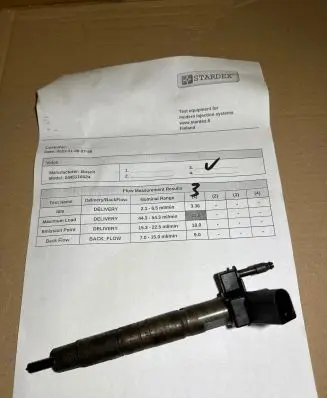 BMW X5 E70 Fuel injector 0445116024 04691 2B5NF17