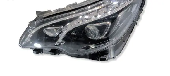 Mercedes-Benz E C207 W207 Headlight/headlamp A2078201359 A2078201359KZ