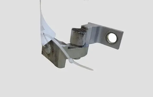 Volkswagen Polo V 6R Rear door upper hinge 7N0831401