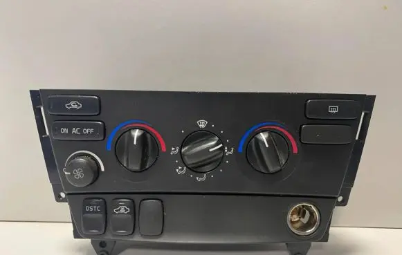 Volvo S60 Climate control unit 8697139 04W28E04 MU285600023