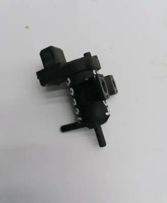 Citroen C5 Vacuum valve 