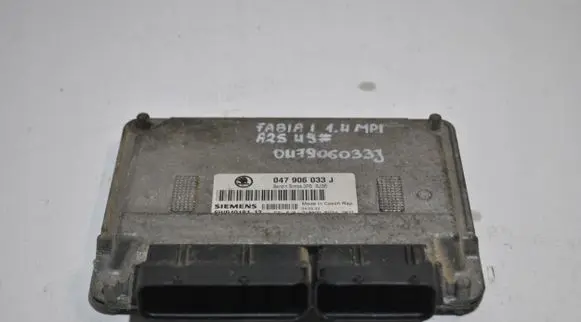 Skoda Fabia Mk1 (6Y) Engine control unit/module 047906033J