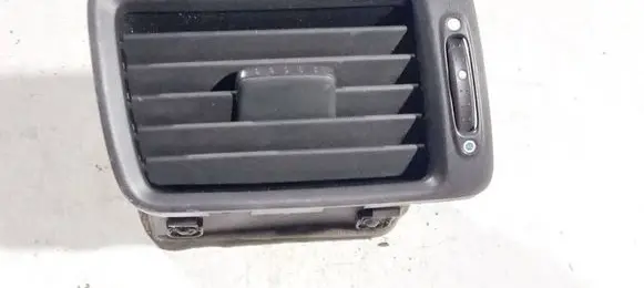 Honda Civic Dash center air vent grill 77630snaa021 77630-sna-a0-21