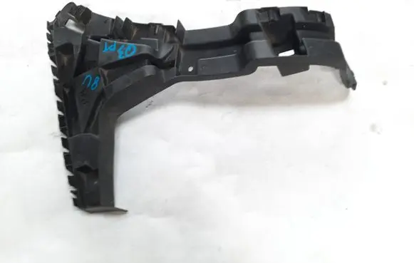 Audi Q3 8U Rear bumper mounting bracket 8U0807454B