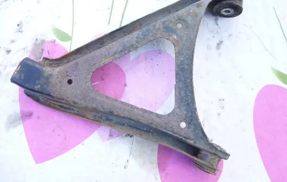 Rear upper control arm/wishbone