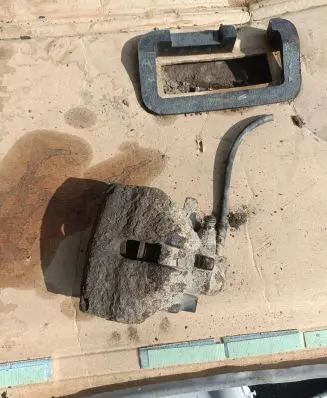 Volkswagen Sharan Front brake caliper