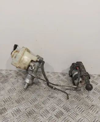 BMW 7 E65 E66 Master brake cylinder 32067150 0265410054 34511166155