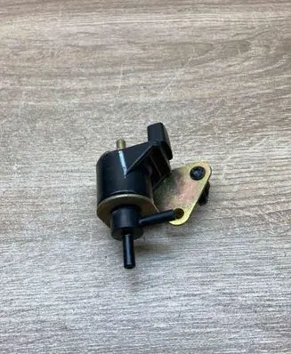 Opel Omega A Turbo solenoid valve 0268034412