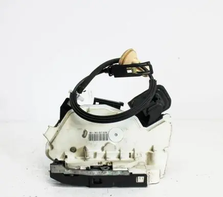 Volkswagen Golf VI Coupe door lock (next to the handle) 5K2837015B