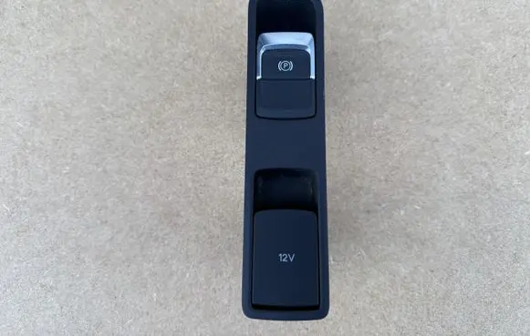 Audi Q3 8U Hand parking brake switch 8U1863349B