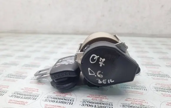 Audi Q7 4L Third row seat belt 8A0857732