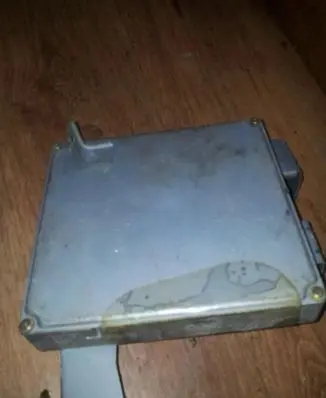 Mazda 121 Engine control unit/module b3d118881c mECSJ102