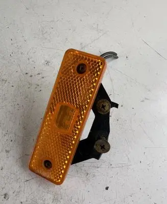 Man TGE 1gen Front fender indicator light 