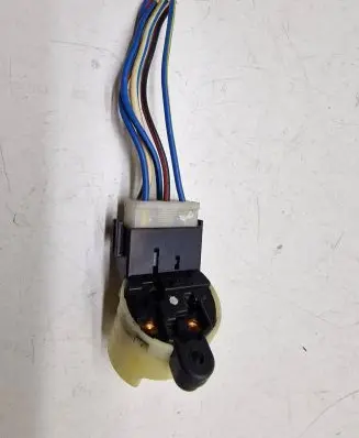 Mitsubishi Colt Ignition lock contact 