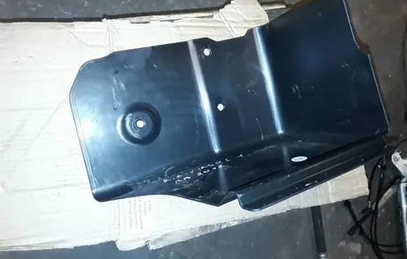 Mercedes-Benz C W204 Battery box tray 2048982614