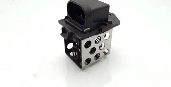 Renault Trafic II (X83) Coolant fan relay 8200045088 0690