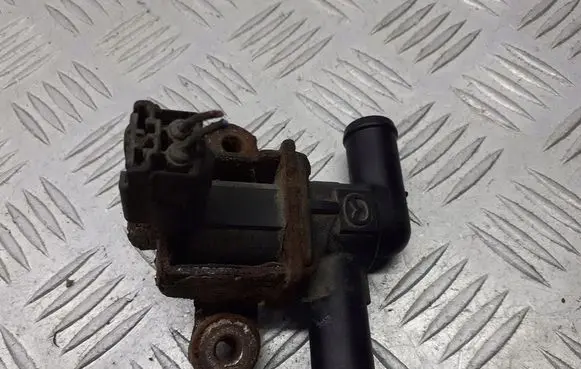 Mazda 3 II A/C air flow flap actuator/motor BFD266170