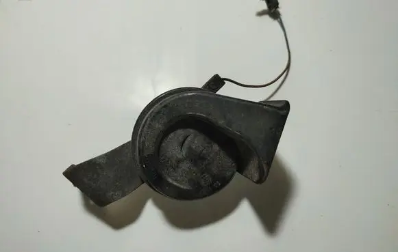 Chrysler 300 - 300C Horn signal 703881157