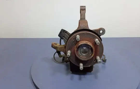 Hyundai i30 Front wheel hub spindle knuckle 