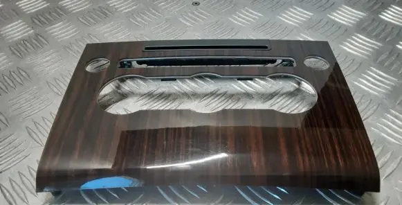 Land Rover Range Rover L405 Radio/GPS head unit trim 