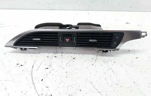 Audi A6 S6 C7 4G Dash center air vent grill 4G1820951