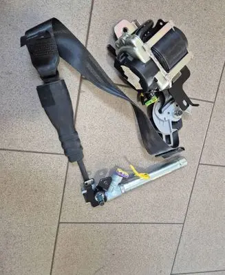 Hyundai Tucson TL Front seatbelt 88810D7200