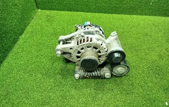 KIA Ceed Generator/alternator 373002U200 61005074
