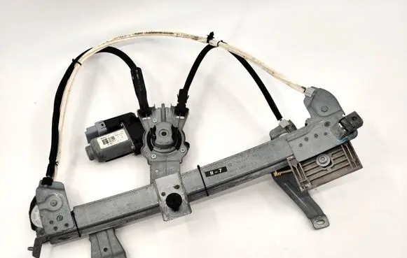 Peugeot 207 CC Front door window regulator with motor 9680071980
