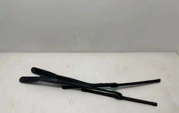 BMW 5 F10 F11 Windshield/front glass wiper blade 7203156