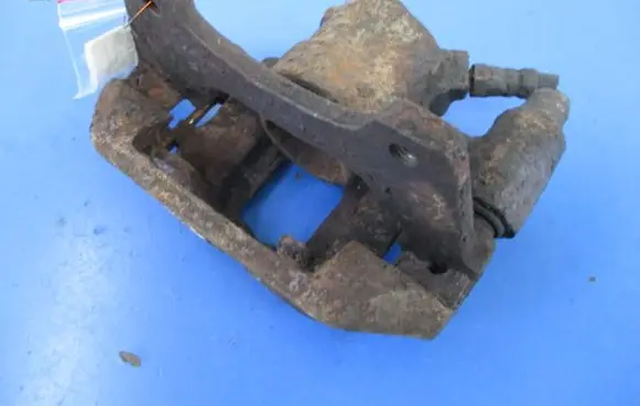 Fiat 500 Cinquecento Front brake caliper
