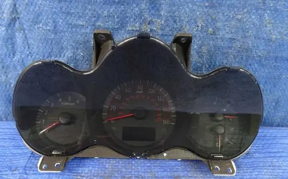 KIA Magentis Speedometer (instrument cluster)