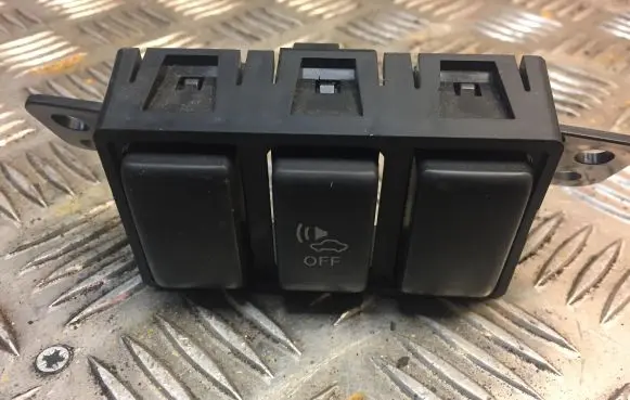 Nissan Leaf I (ZE0) Other switches/knobs/shifts