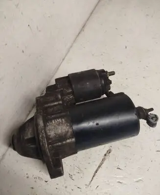 Audi A4 S4 B5 8D Starter motor