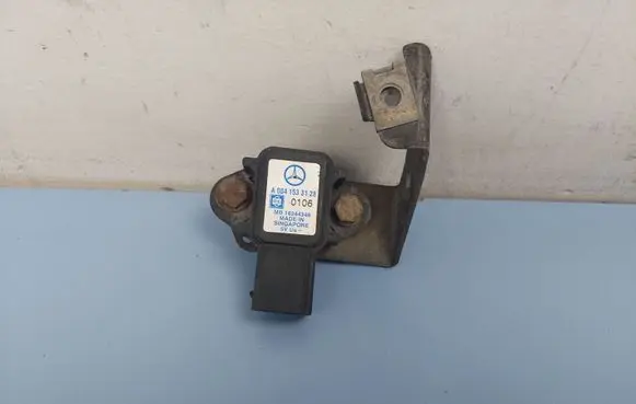 Mercedes-Benz A W168 Air pressure sensor A0041533128 MB16244349