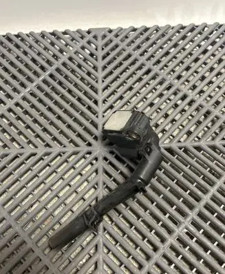 Mercedes-Benz GLC C253 High voltage ignition coil A2749061400