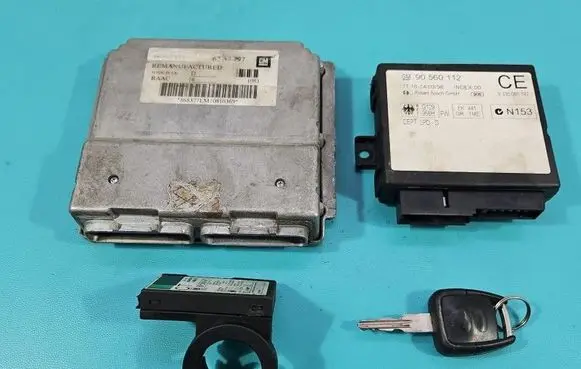 Opel Astra G Engine control unit/module ECU 6237797 IMPRK1567690