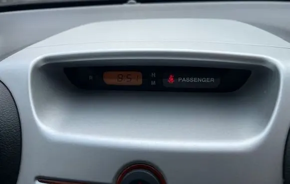 KIA Carens I Screen/display/small screen 