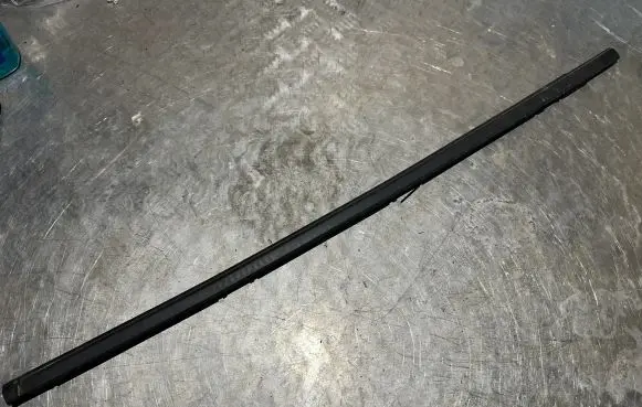 Citroen C4 III e-C4 Front door glass trim molding 9830618680 9830618880