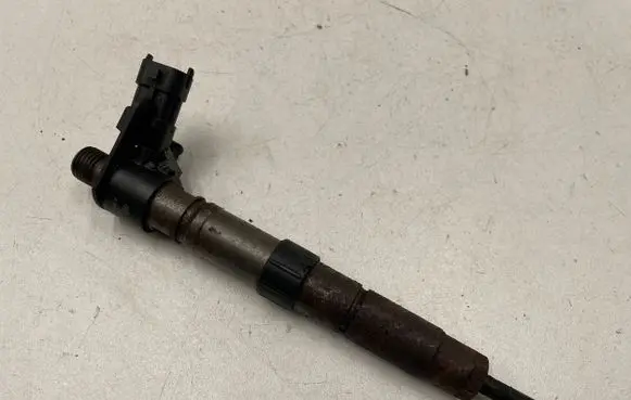 Ford Mondeo MK IV Fuel injector 0445115025 05845 AAR5EHI