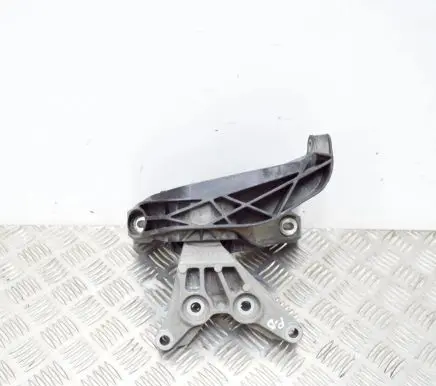 Opel Grandland X Engine mount bracket 008956ALU