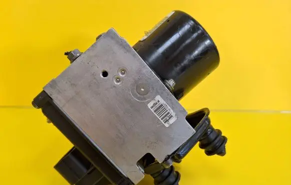 Volkswagen PASSAT B6 ABS Pump 3C0614109K