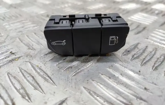 Peugeot 508 Fuel tank opening switch 96770584ZD