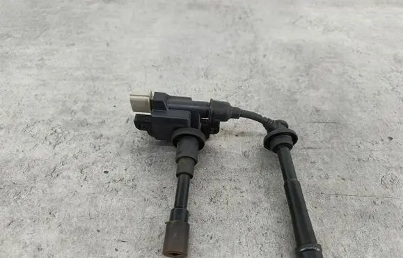 Suzuki Swift I High voltage ignition coil 